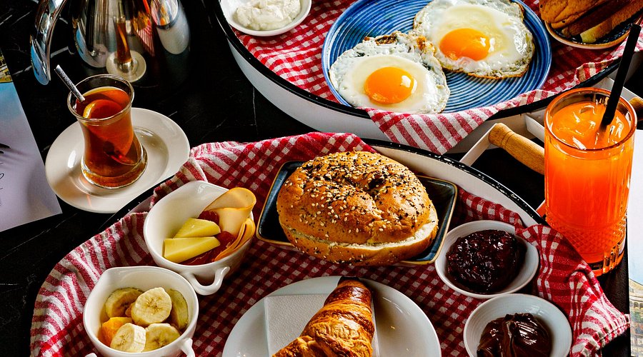 Restaurant in Pristina Kosovo, Bagolina Eatery, Worldly Flavours